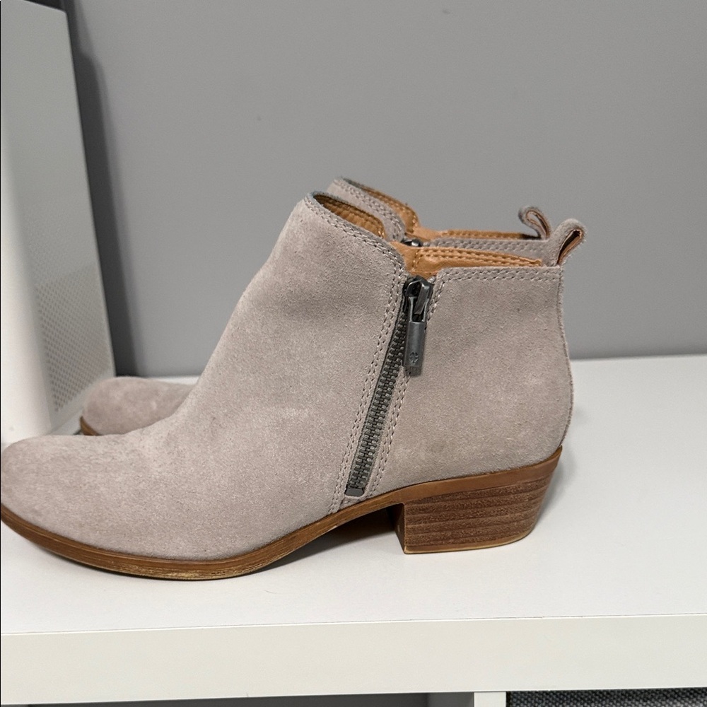 Lucky Brand Light Gray Suede Heeled Boots